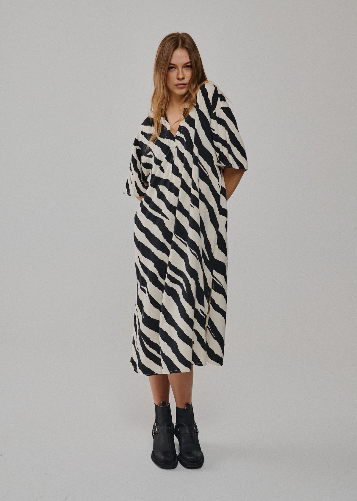 SAYMKITT DRESS